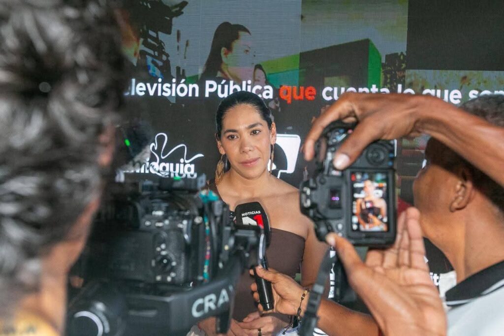 Ministra TIC, Carina Murcia